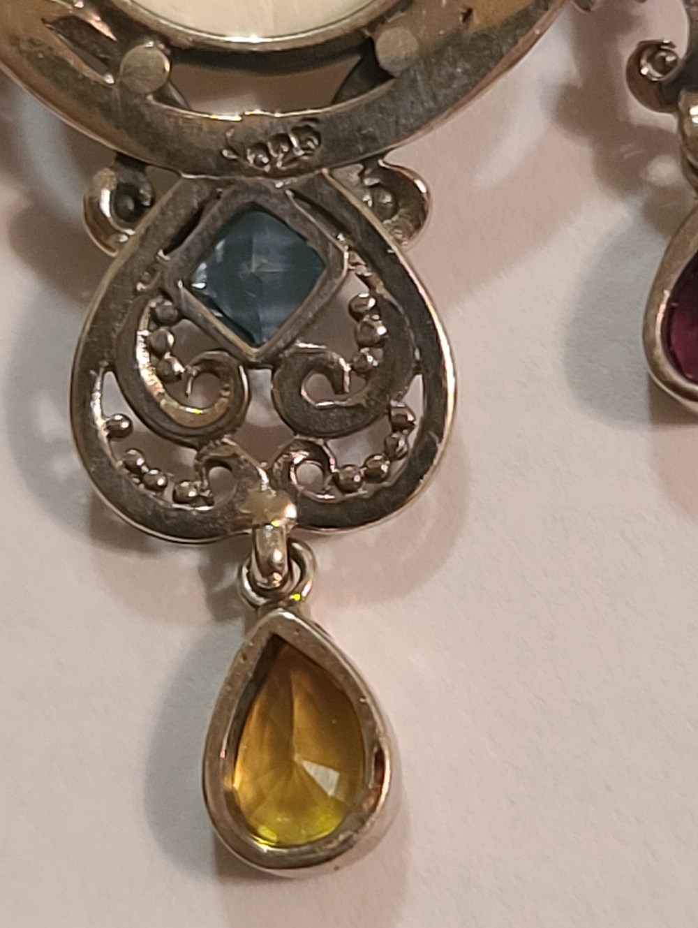 Beautiful Ornate Indonesian Carved Moon Face Multi Gem Pendant 925 Stamped Siver - Picture 2 of 14
